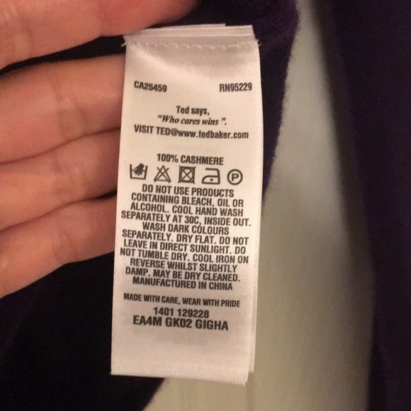 NWT Purple Cashmere Ted Baker V-neck sweater - Picture 11 of 14